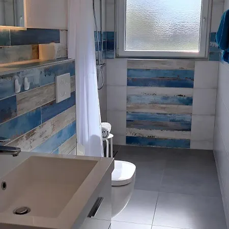 Und Anna Nommsen * Pelvorm