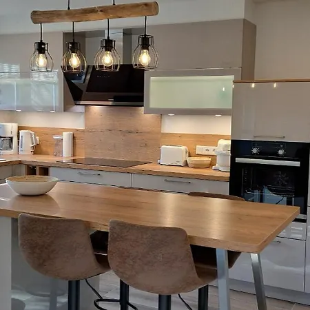 Und Anna Nommsen Pelvorm